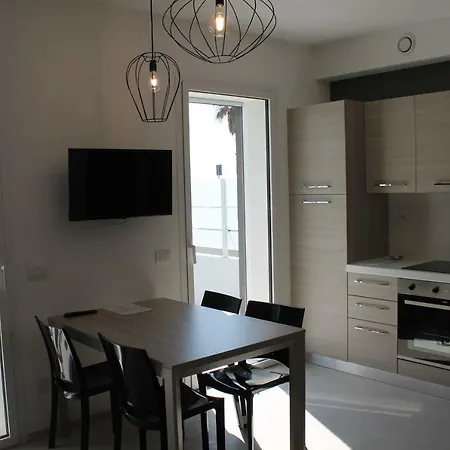 Soffio Del Mare Apartment *